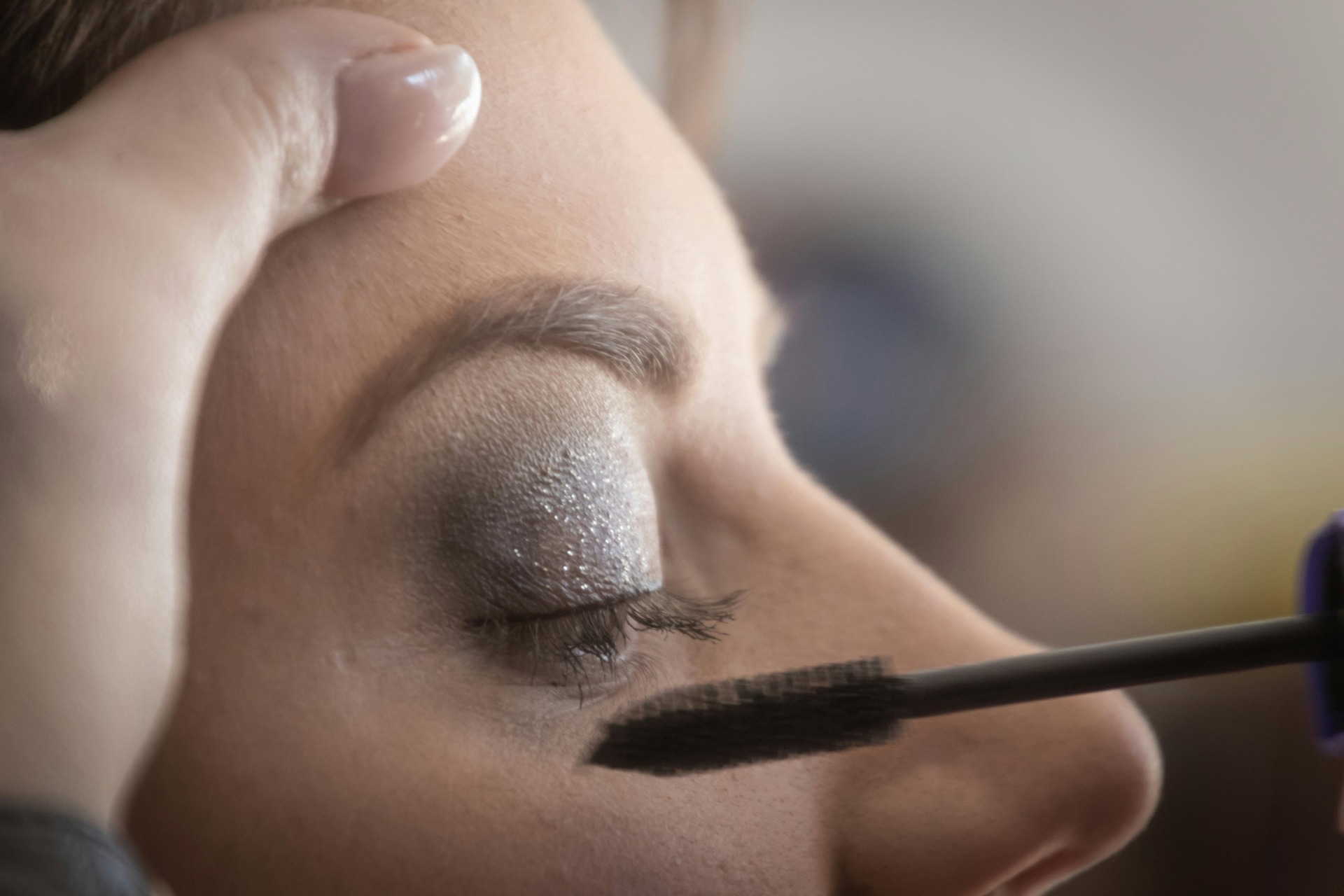 Afecciones oculares causadas por el maquillaje